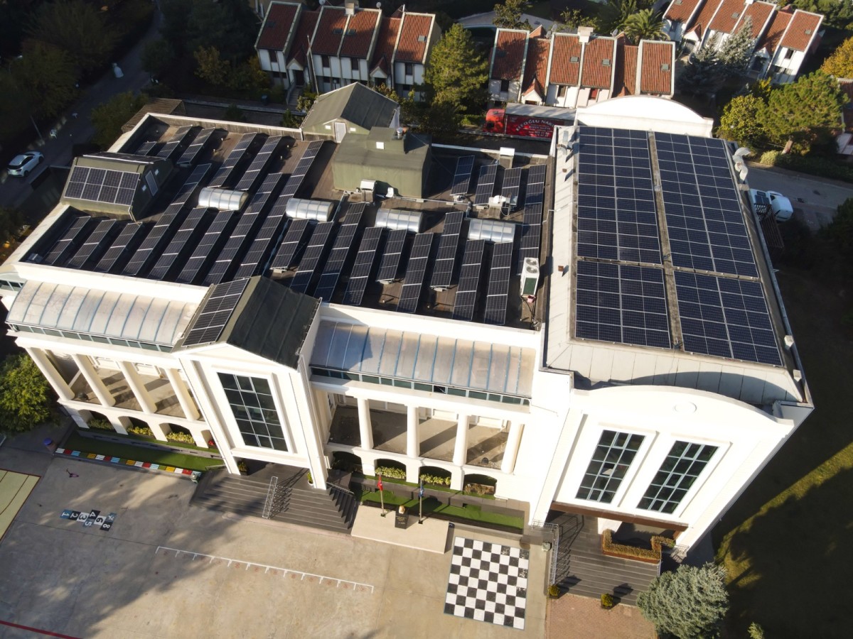 Okullarda Güneş Enerjisi Kullanımı Yaygınlaşıyor