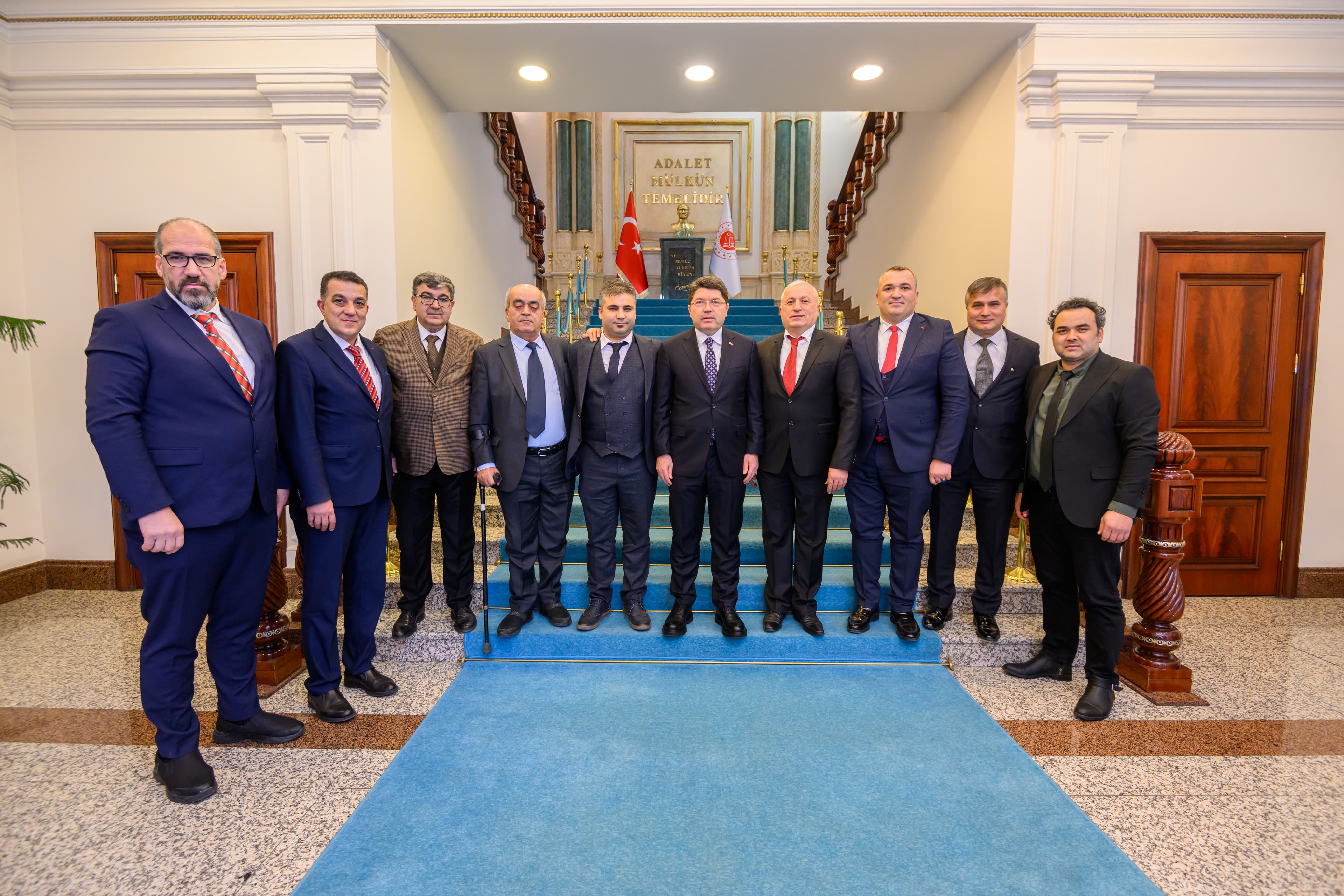 Bariad Yönetimi Adalet Bakanı Yılmaz TUNÇ'U Bakanlık Makamında Ziyaret Etti